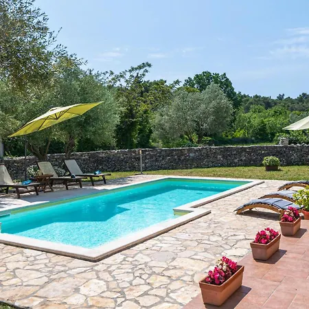 3 Bedroom Stunning Home In Krnica