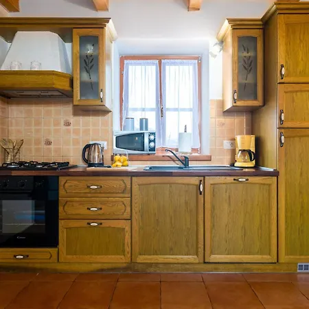 Holiday home 3 Bedroom Stunning Home In Krnica