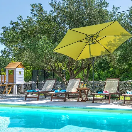 3 Bedroom Stunning Home In Krnica *